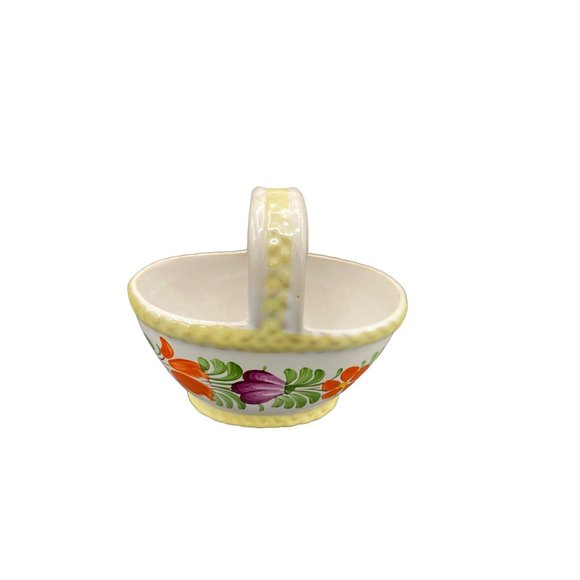 Vintage Ceramic Tole Painted Folk art Basket Hand Painted with Handle 4.5x4.5 - Picture 8 of 16